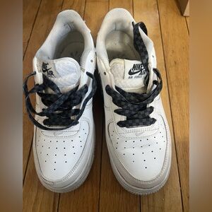Air Force 1  Nike NBA White/Black Size 5.5 Y